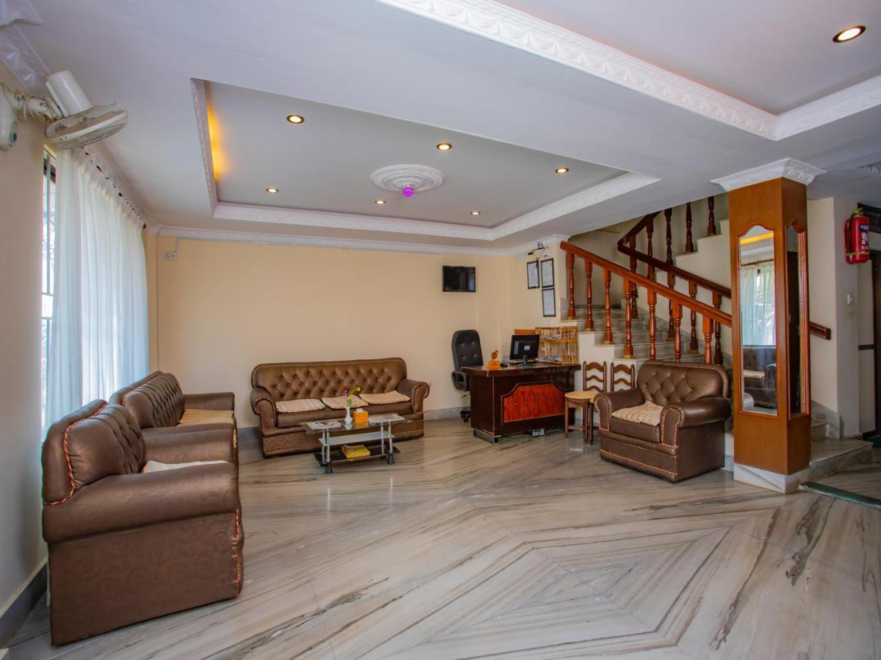 Hotel Garuda Inn Pokhara Exterior foto