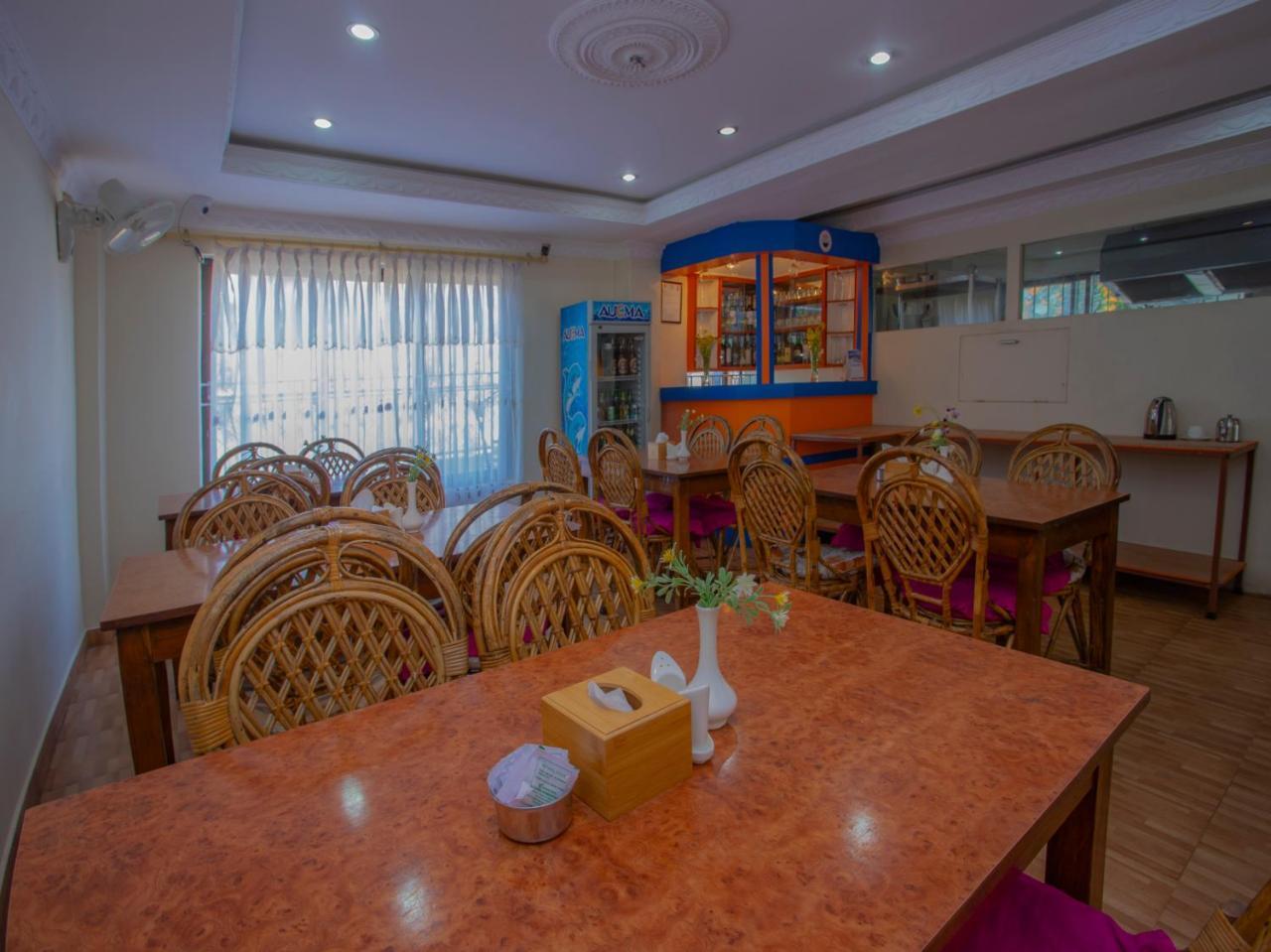 Hotel Garuda Inn Pokhara Exterior foto