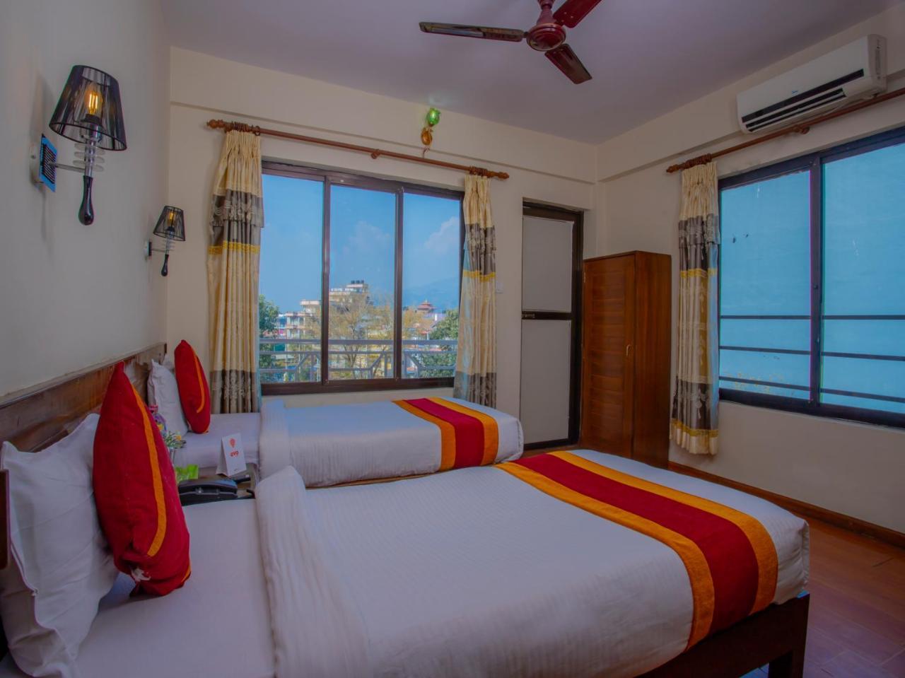 Hotel Garuda Inn Pokhara Exterior foto